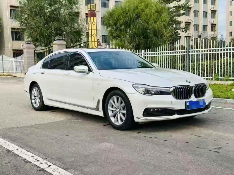 东营17年宝马7系3