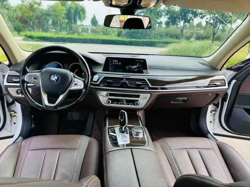 东营17年宝马7系4