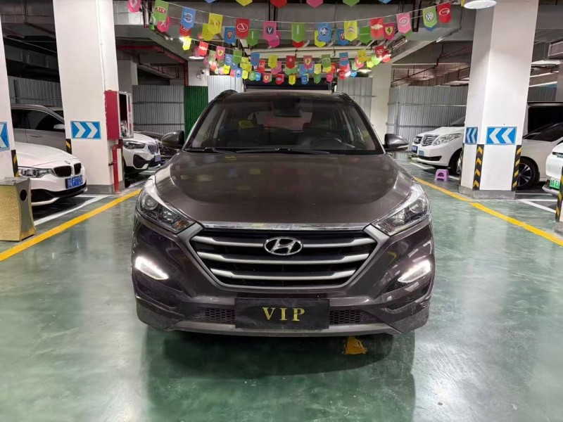 徐州17年现代途胜1