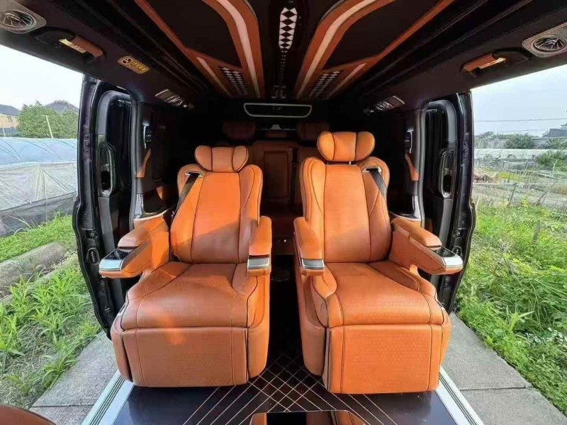 宁波23年奔驰威霆5