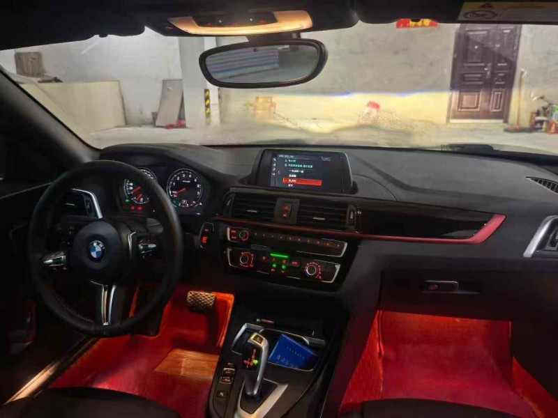 黔西南18年宝马2系4