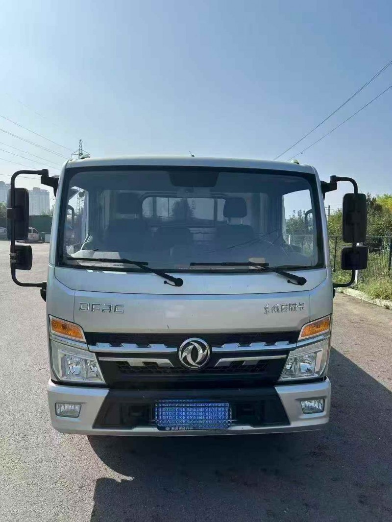 潍坊24年东风多利卡1