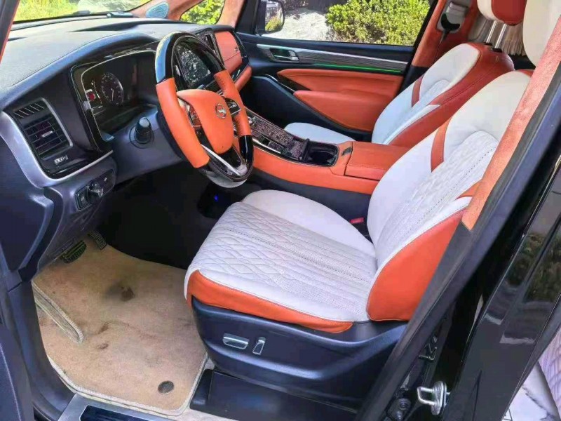 金华22年传祺M85