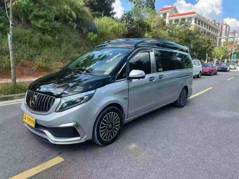 南宁20年奔驰威霆2