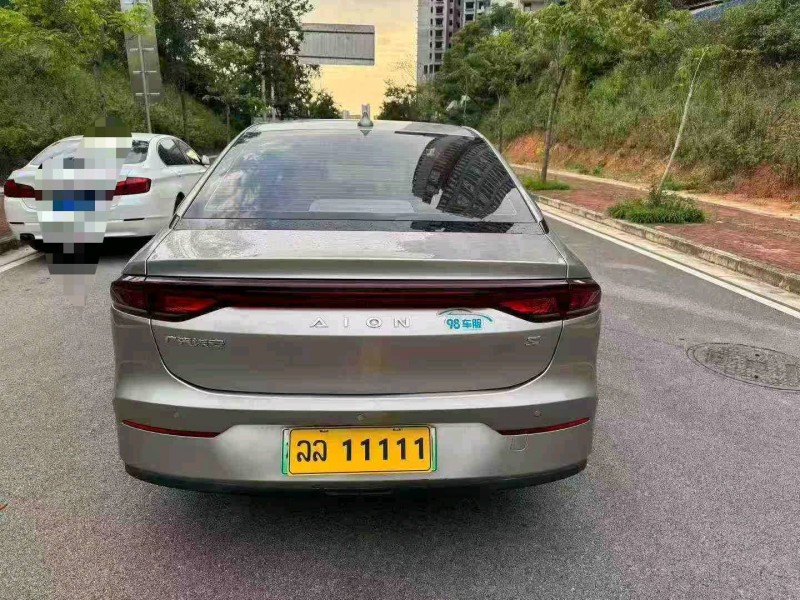 南宁23年传祺埃安S5809