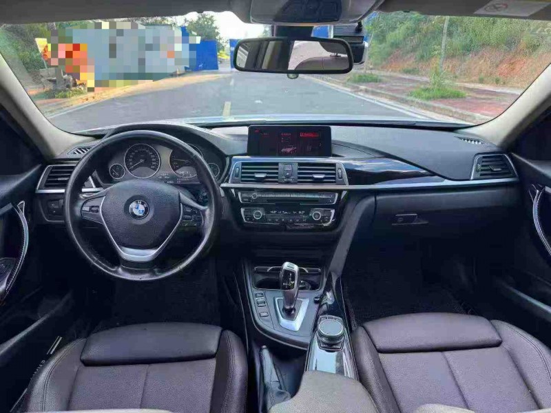 南宁19年宝马3系5