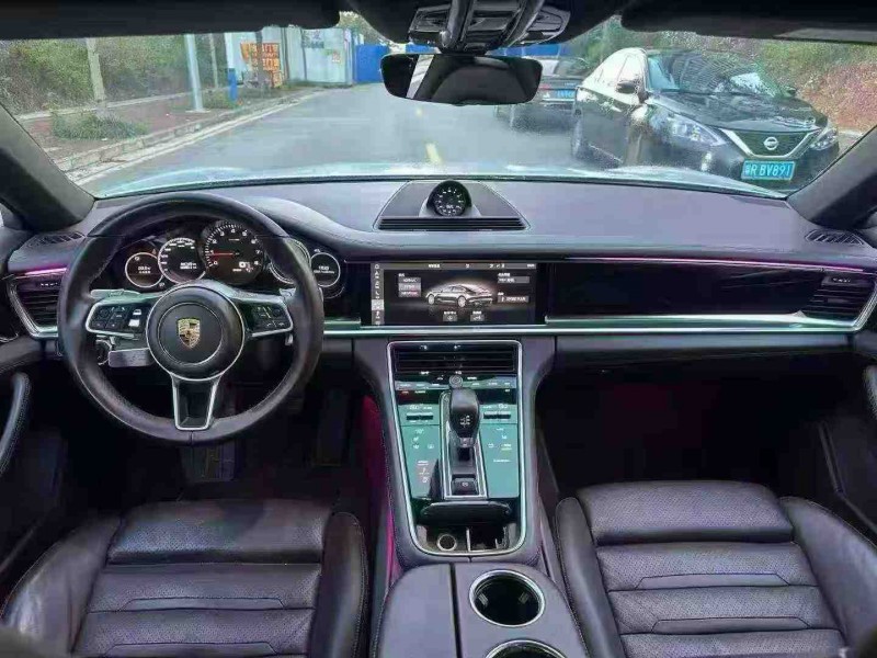 南宁17年保时捷帕拉梅拉5