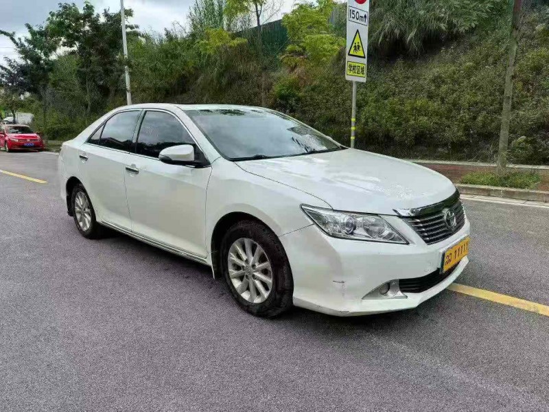 南宁14年丰田凯美瑞2