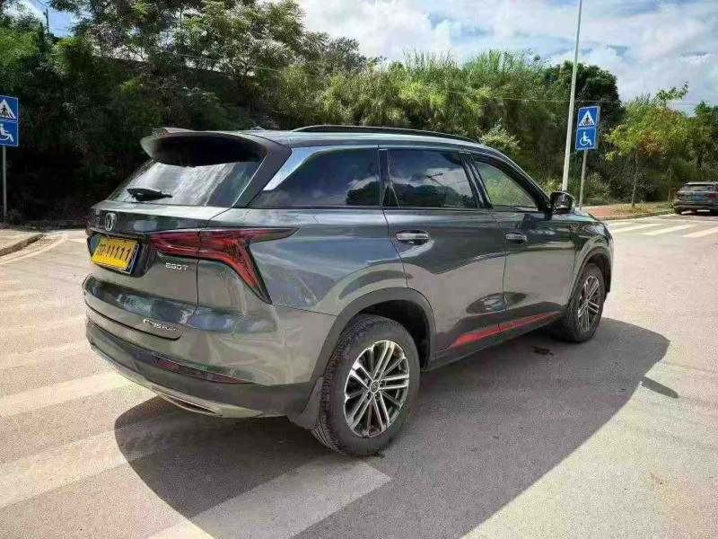 南宁21年长安汽车CS557