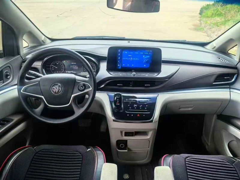 青岛20年别克GL86