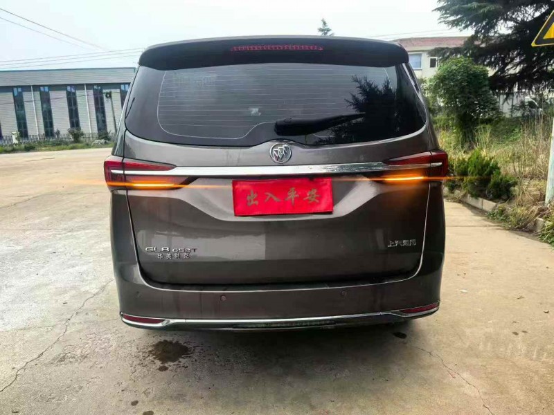 青岛20年别克GL89