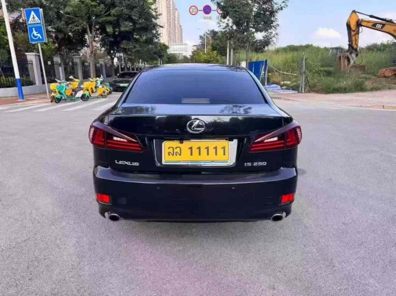 南宁15年雷克萨斯IS7