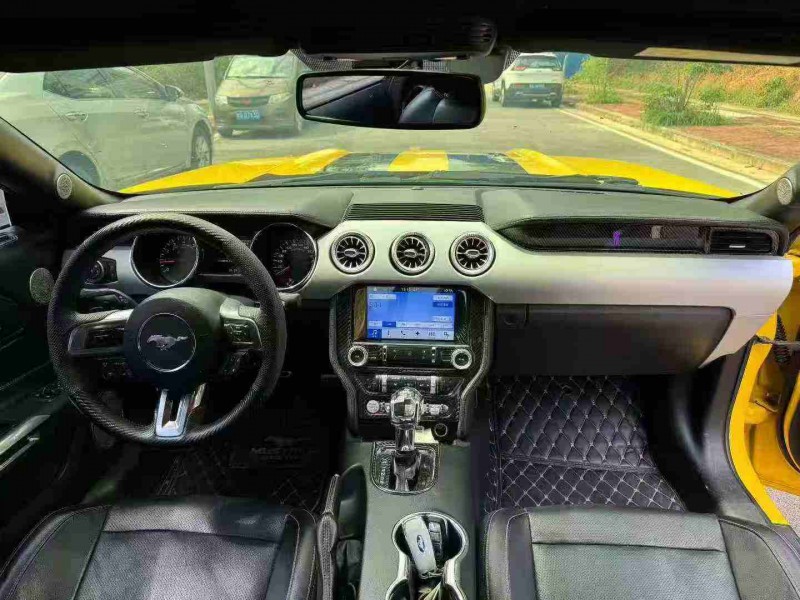 南宁18年福特野马5