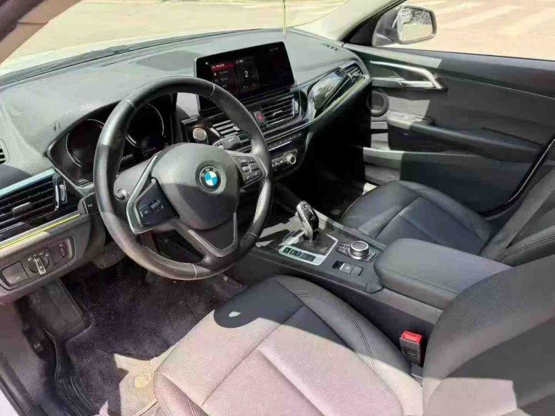 南宁22年宝马1系4