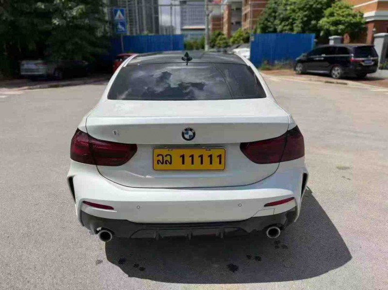 南宁22年宝马1系9