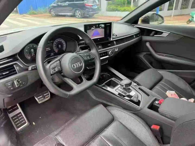 南宁23年奥迪A4L4