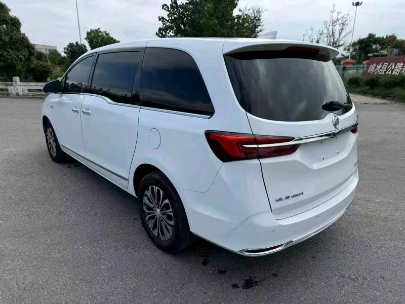 泰州22年别克GL88