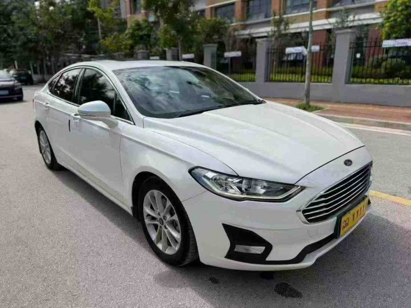 南宁19年福特蒙迪欧2