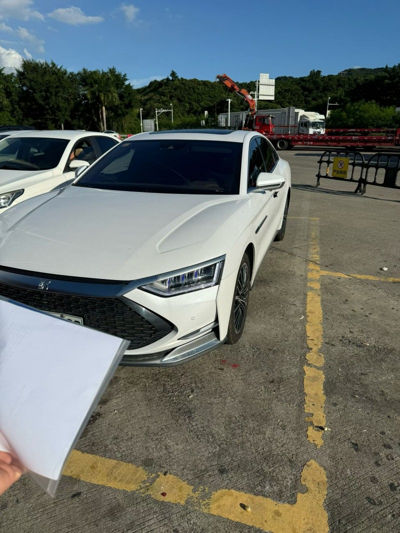 清远21年比亚迪汉DM2