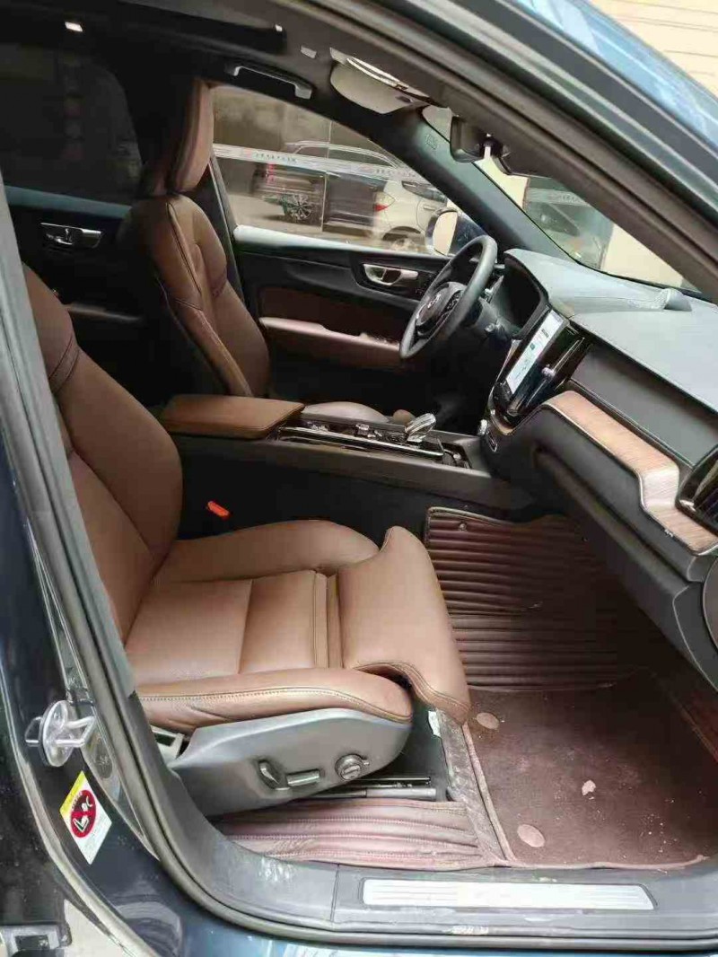 蚌埠24年沃尔沃XC605