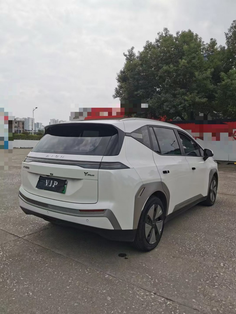 清远24年传祺埃安Y7