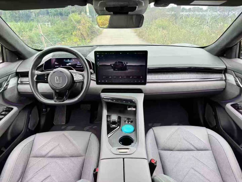 宁波23年极氪汽车0016