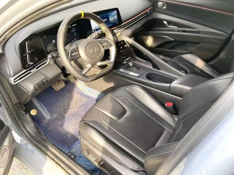 福州23年现代伊兰特7