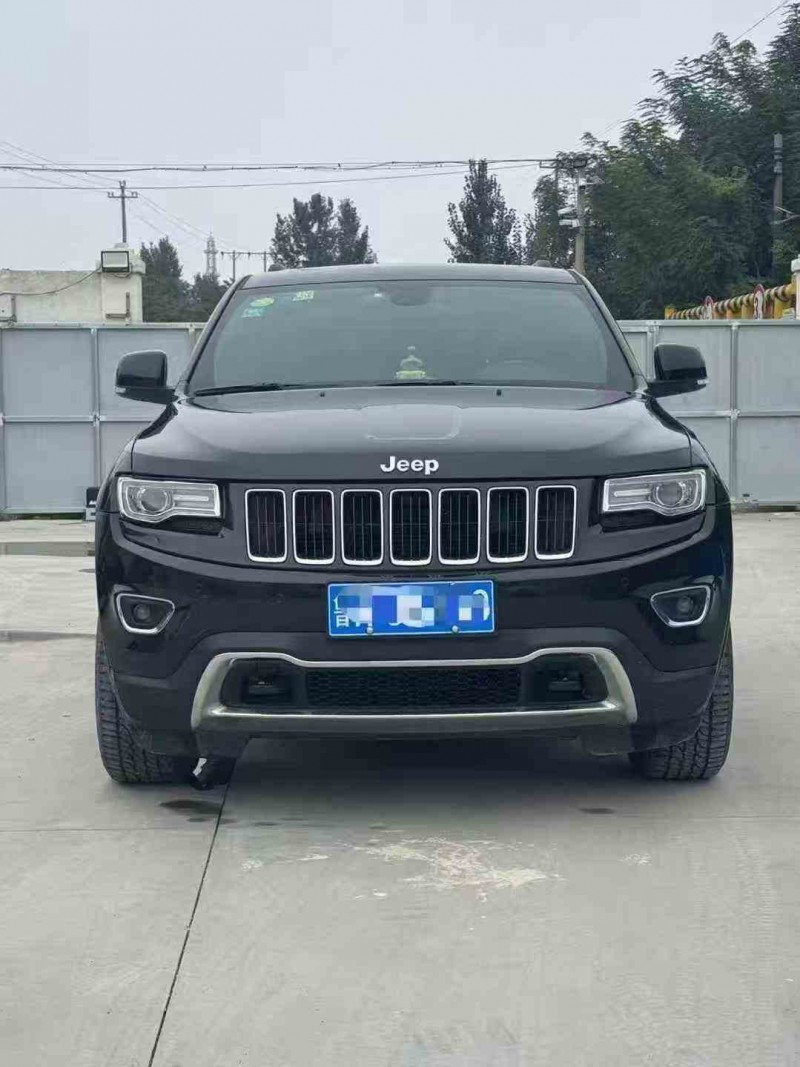 东营17年Jeep大切诺基1