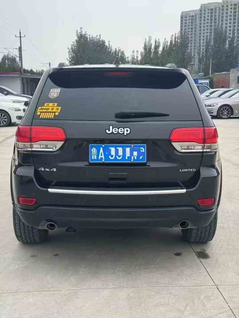 东营17年Jeep大切诺基9