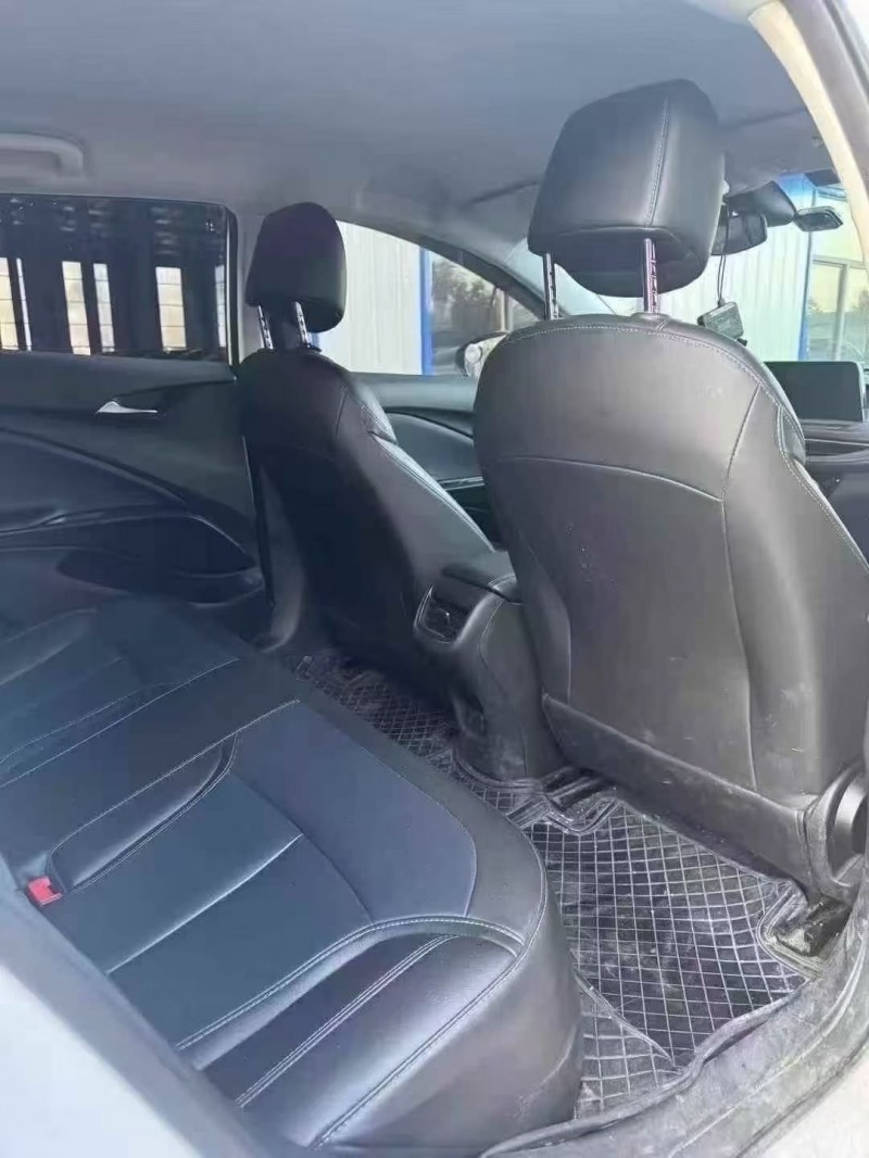 清远23年别克微蓝6