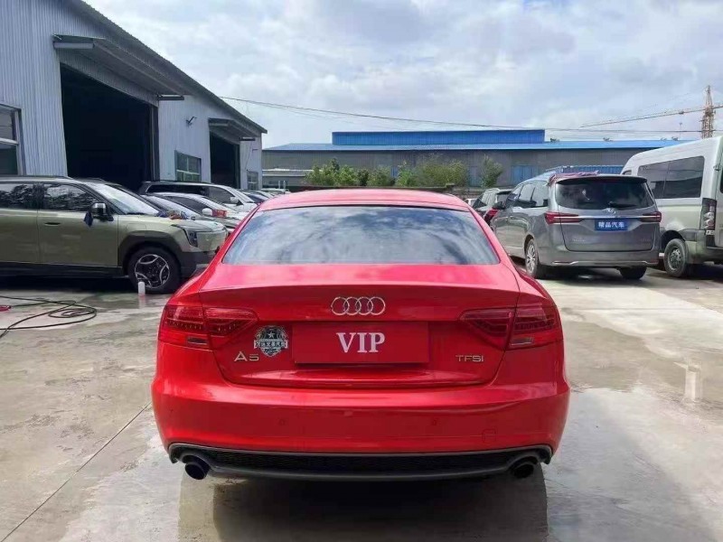 青岛16年奥迪A59