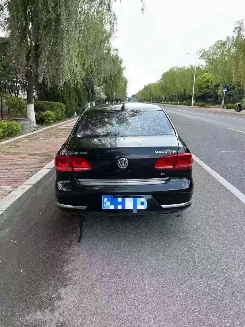 烟台16年大众迈腾9