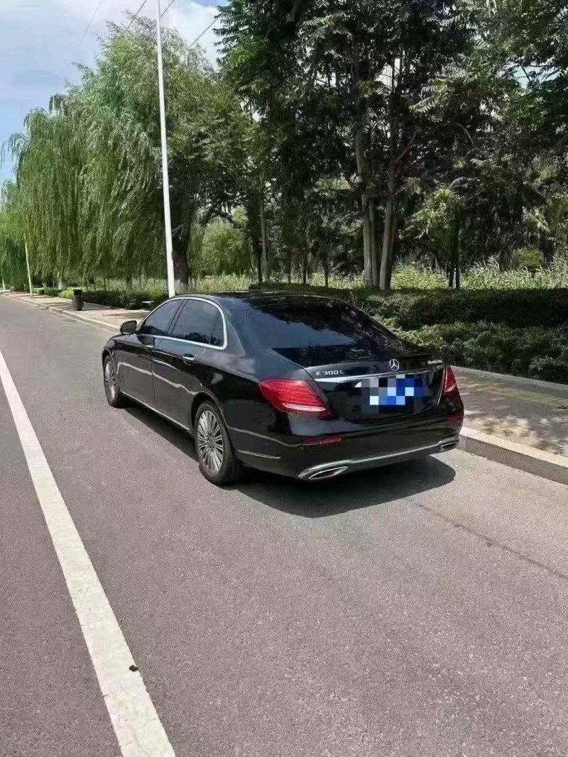 潍坊20年奔驰E8