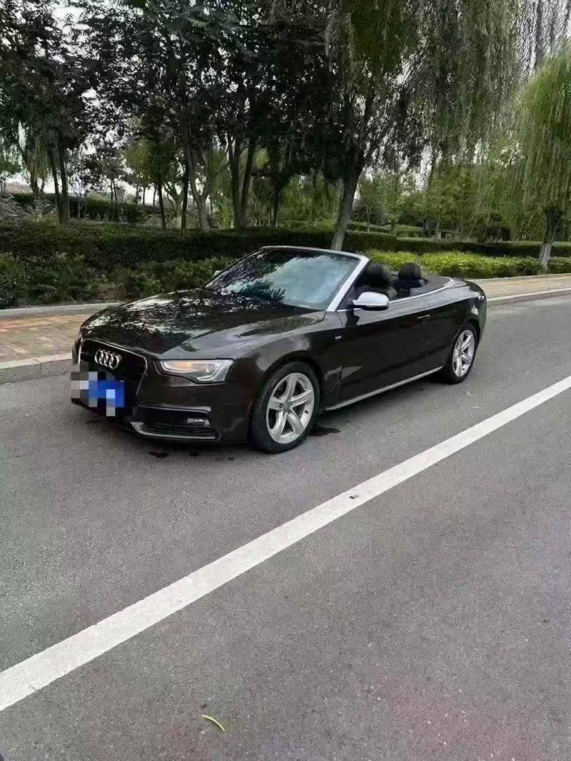 青岛16年奥迪A52