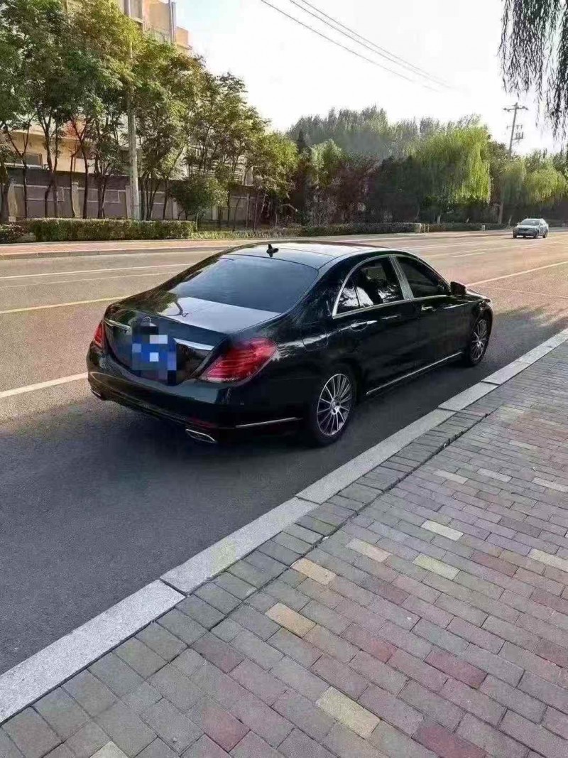 威海14年奔驰S8