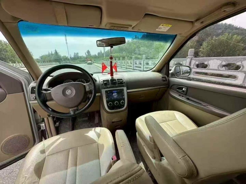 德州16年别克GL84