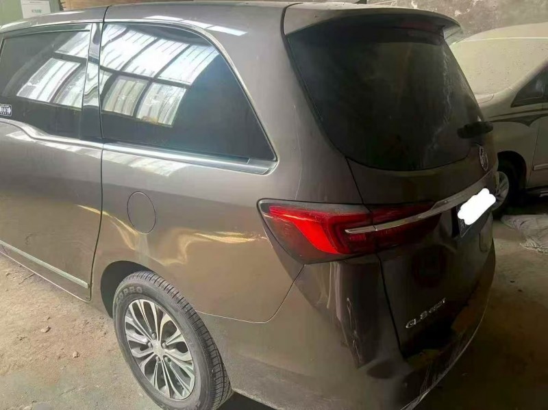 唐山21年别克GL86