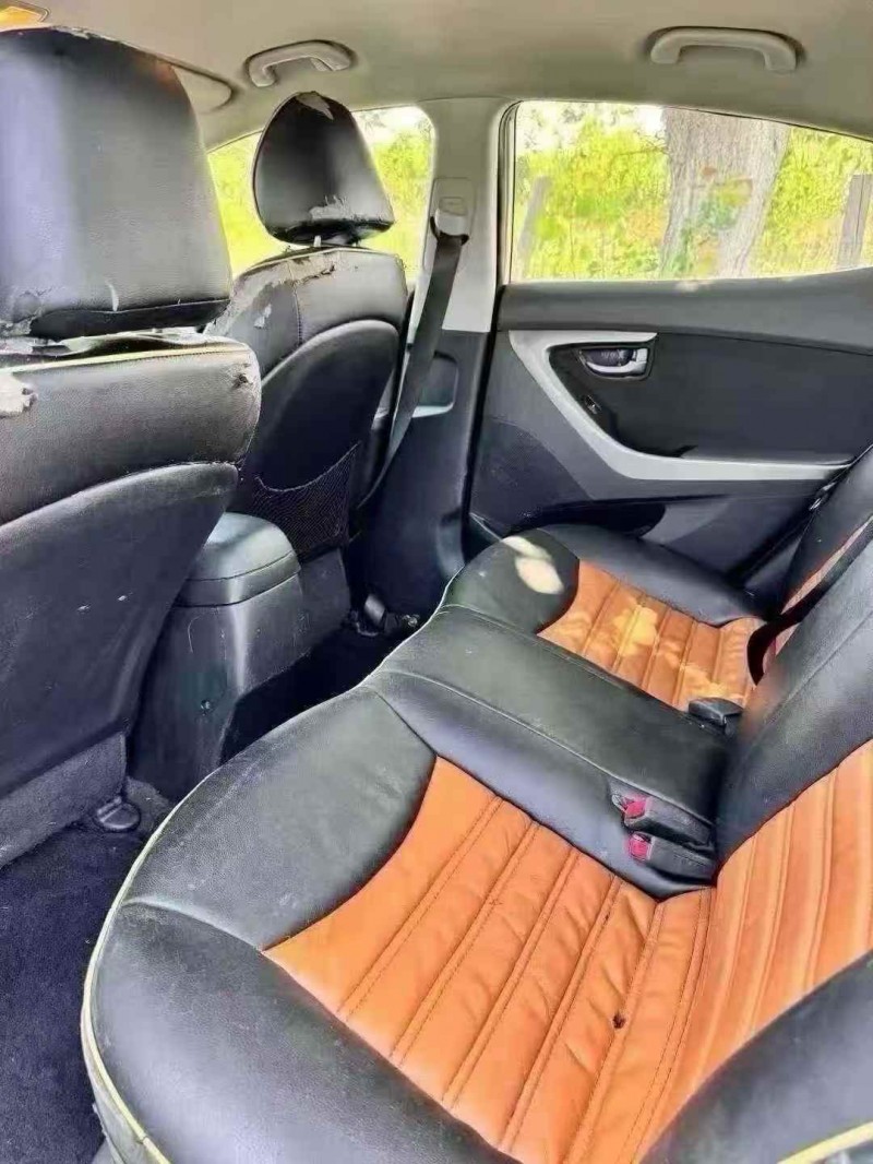 青岛15年现代朗动7