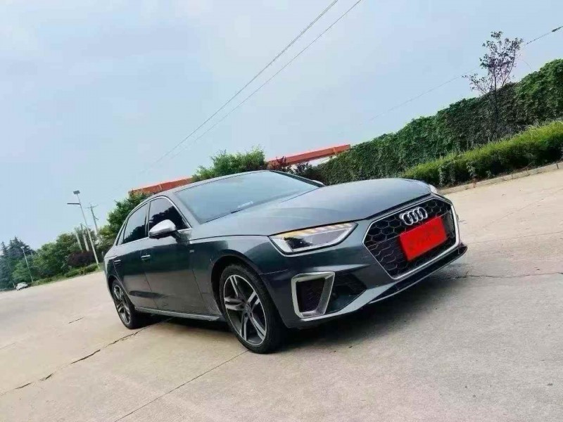 济宁22年奥迪A4L2