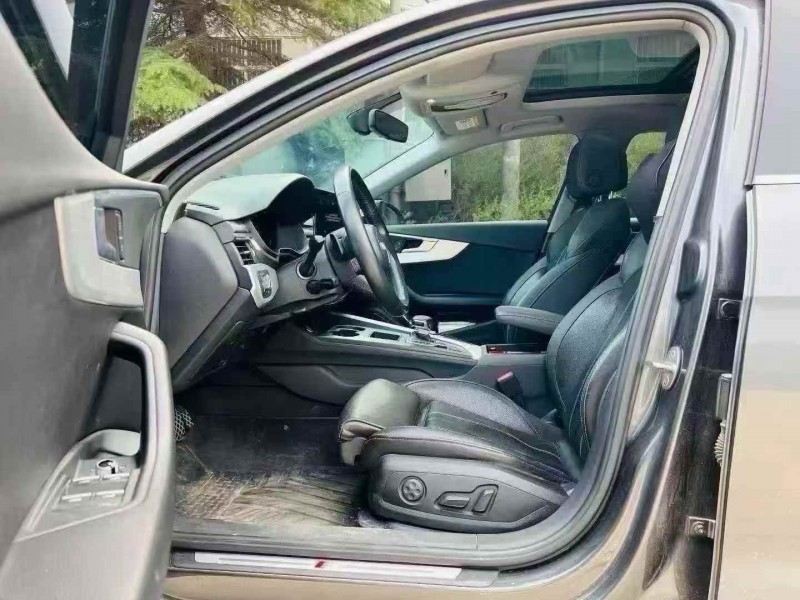 济宁22年奥迪A4L6