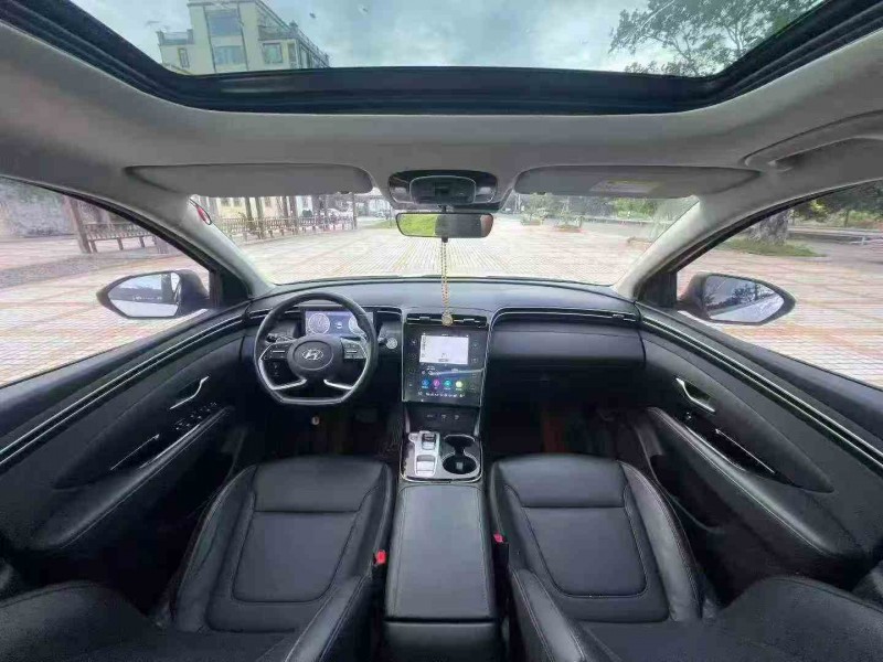 湛江22年现代途胜6