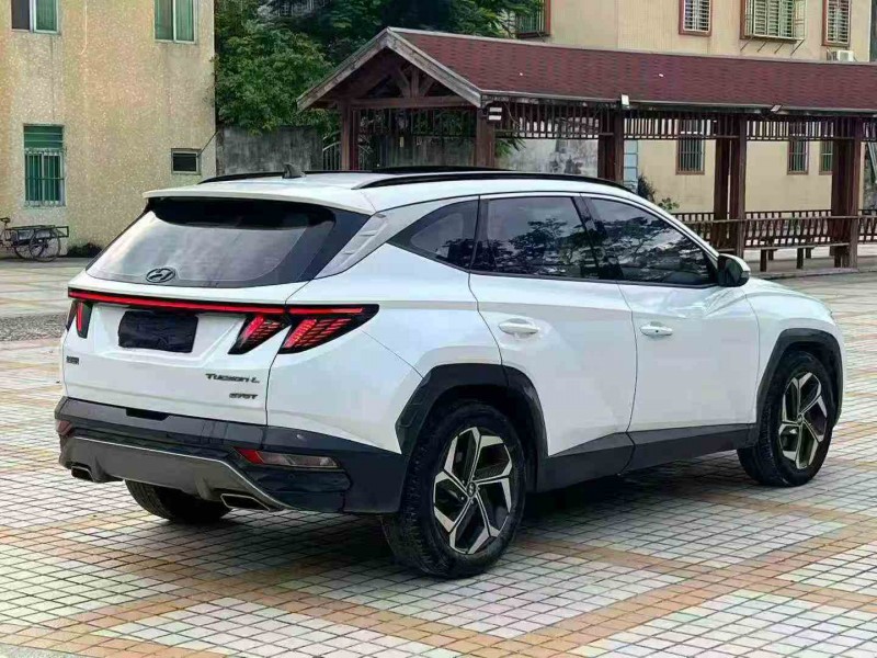 湛江22年现代途胜7