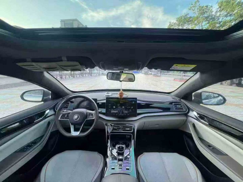 广州23年比亚迪秦5