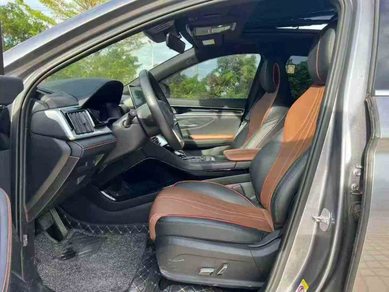 汕头22年比亚迪宋5