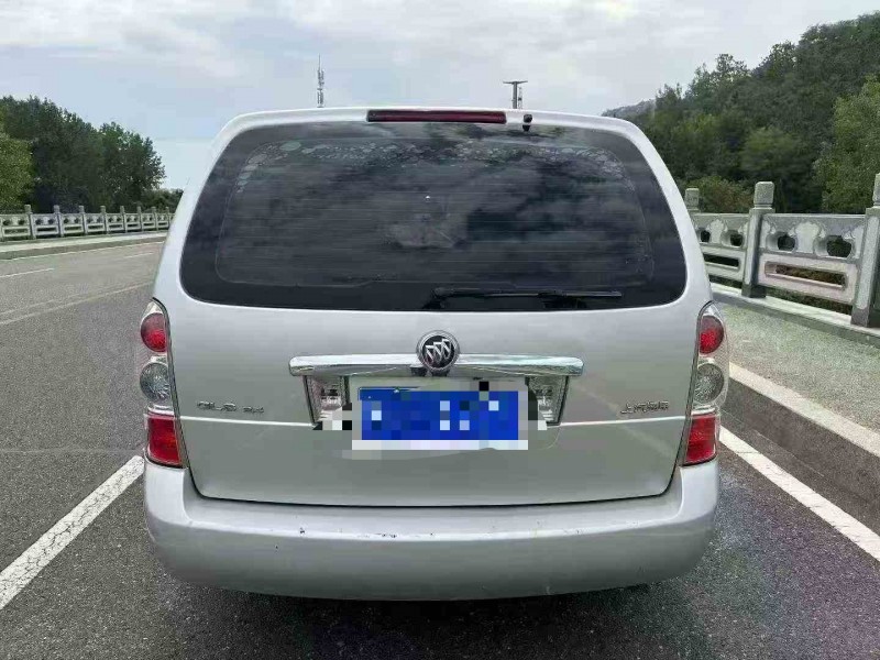 青岛16年别克GL89