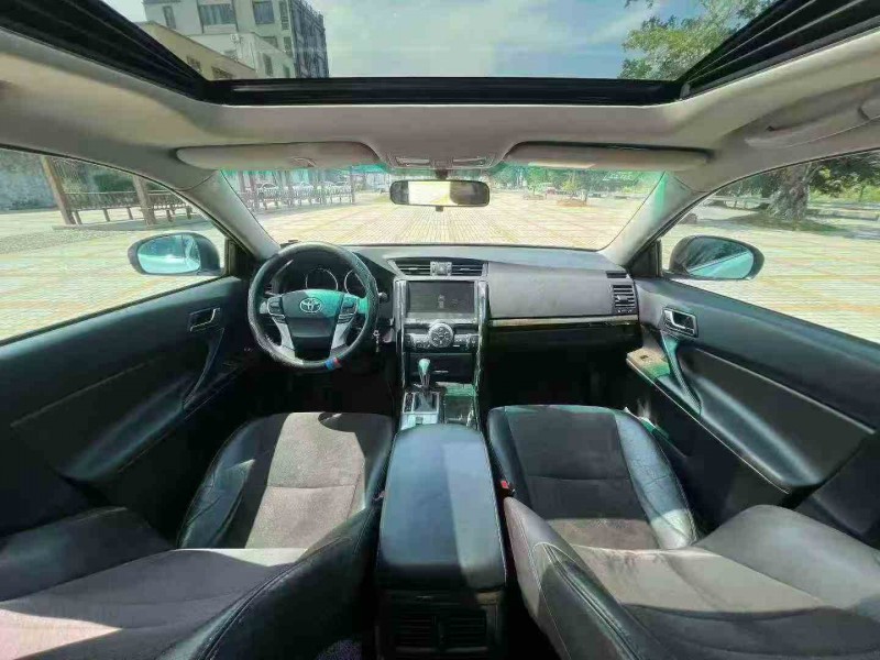 茂名16年丰田锐志6