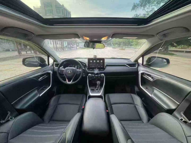 汕头21年丰田威兰达6