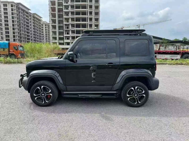 钦州23年宝骏悦也6