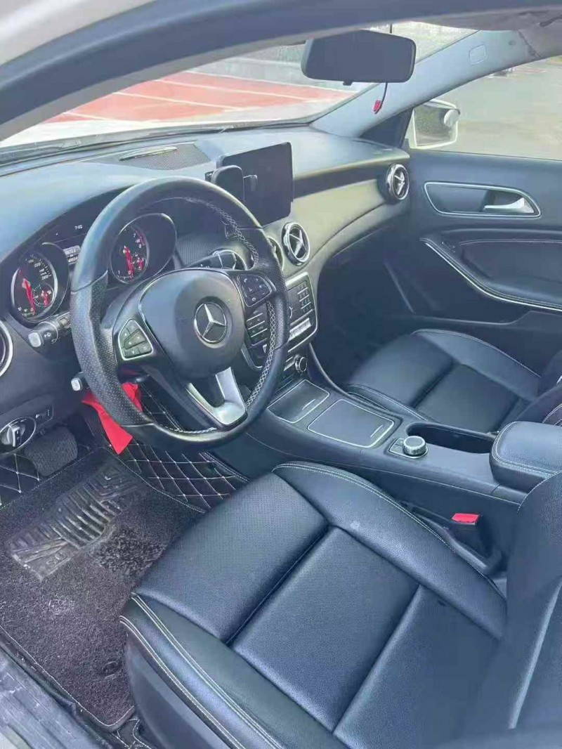 萍乡19年奔驰GLA5