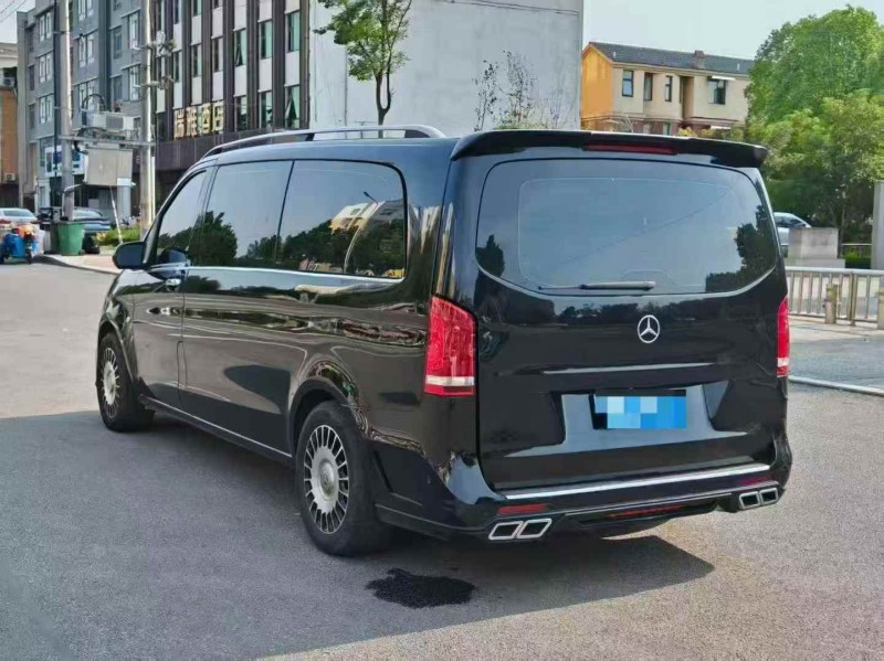 洛阳20年奔驰威霆7